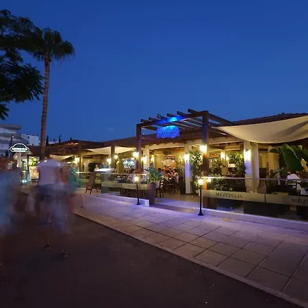 Hotel Melissi & 4*