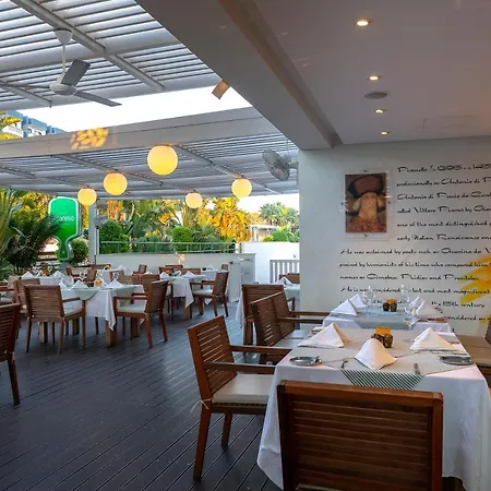 Melissi & Hotel 4*