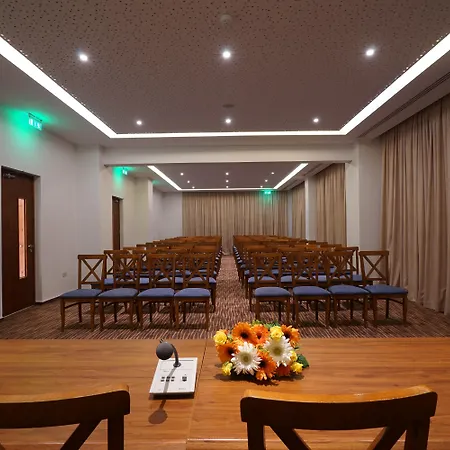 Melissi & Otel Aya Napa