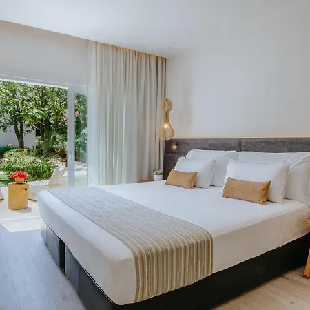 Melissi & 아이아 나파