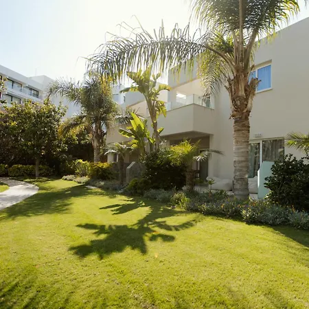 Melissi & Hotel 4*