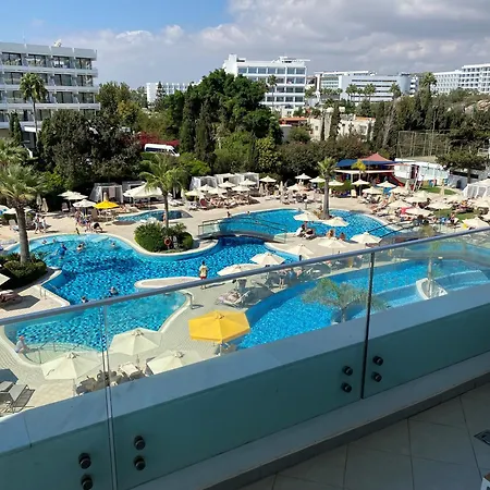 Melissi & Hotel 4*
